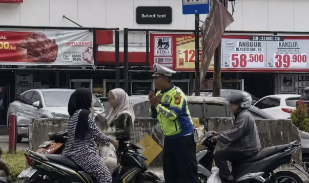 Tuai Ribuan Pujian, Polisi Depok Tunjukkan Wajah Humanis Saat Tegur Pengendara Lawan Arus