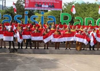 Gerakan Pembagian Bendera Merah Putih Sambut HUT ke-81 RI Perkuat Nasionalisme di Tengah Keberagaman Bangsa