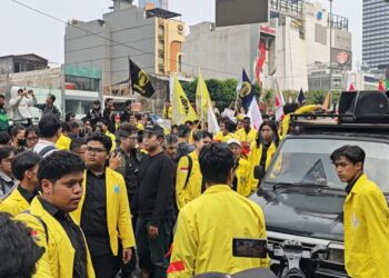 BEM UI Gelar Aksi #IndonesiaSadar di Bundaran HI, Lima Tuntutan Mahasiswa Jadi Sorotan