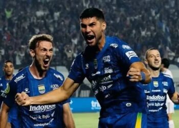 Maung Bandung Bangkit di Si Jalak Harupat, Persib Tundukkan Persik Kediri dan Naik ke Posisi Kelima